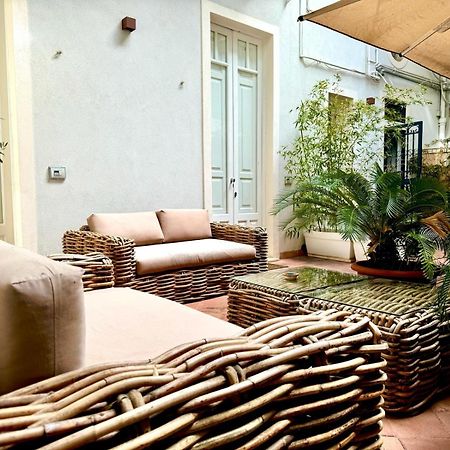 Cortile Nobile Luxury Suites Катания Екстериор снимка