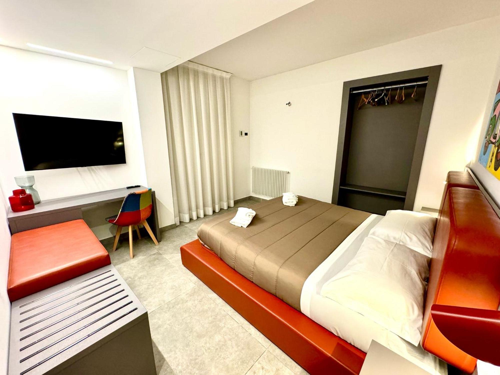 Cortile Nobile Luxury Suites Катания Екстериор снимка