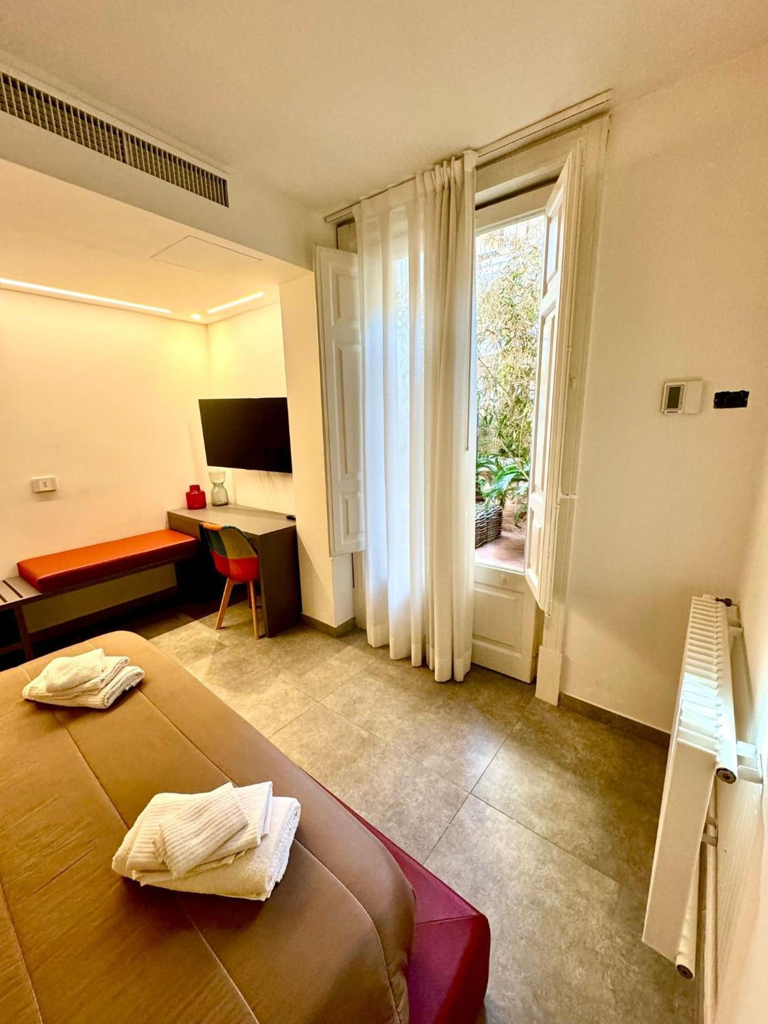 Cortile Nobile Luxury Suites Катания Екстериор снимка