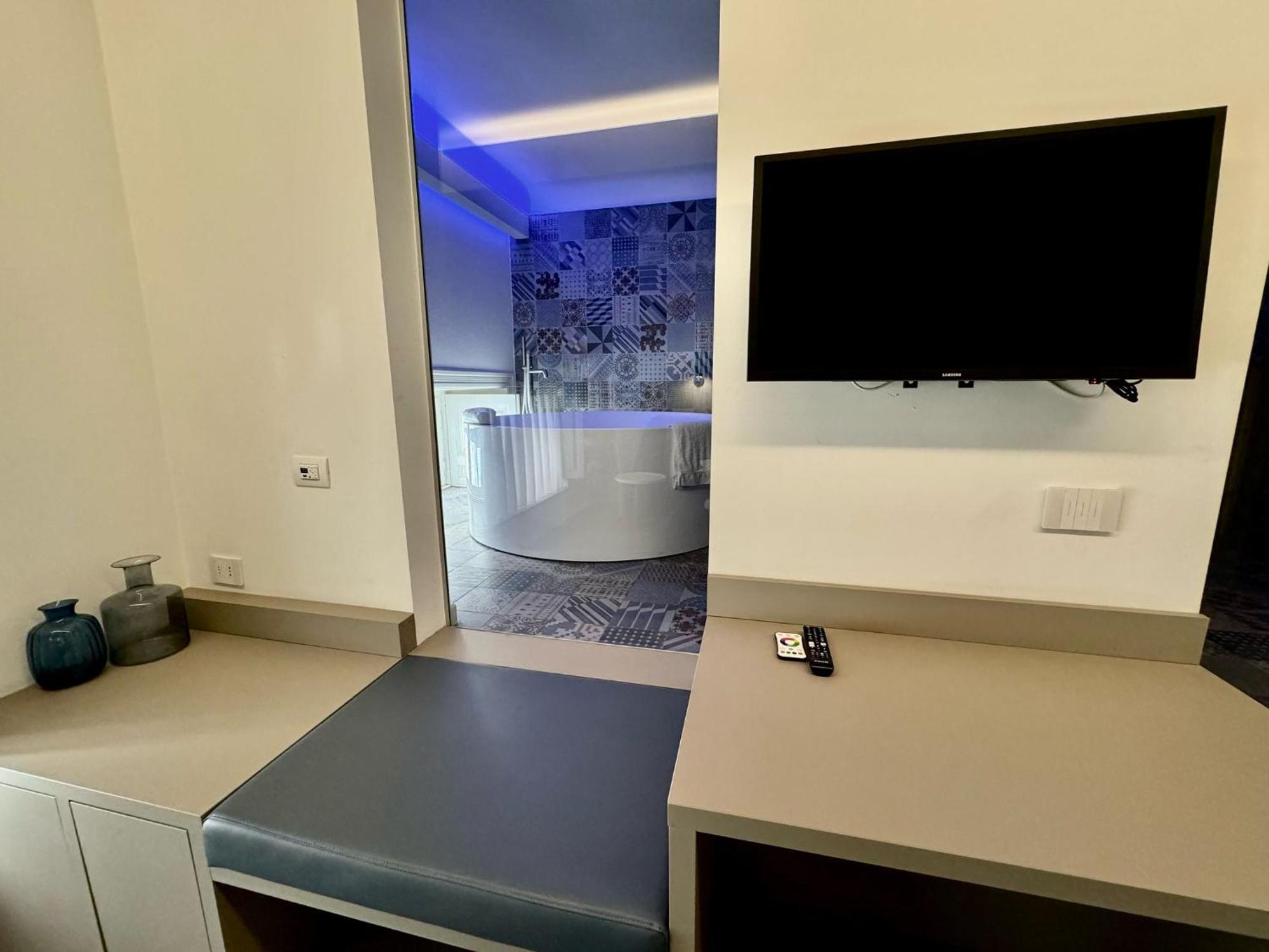 Cortile Nobile Luxury Suites Катания Екстериор снимка