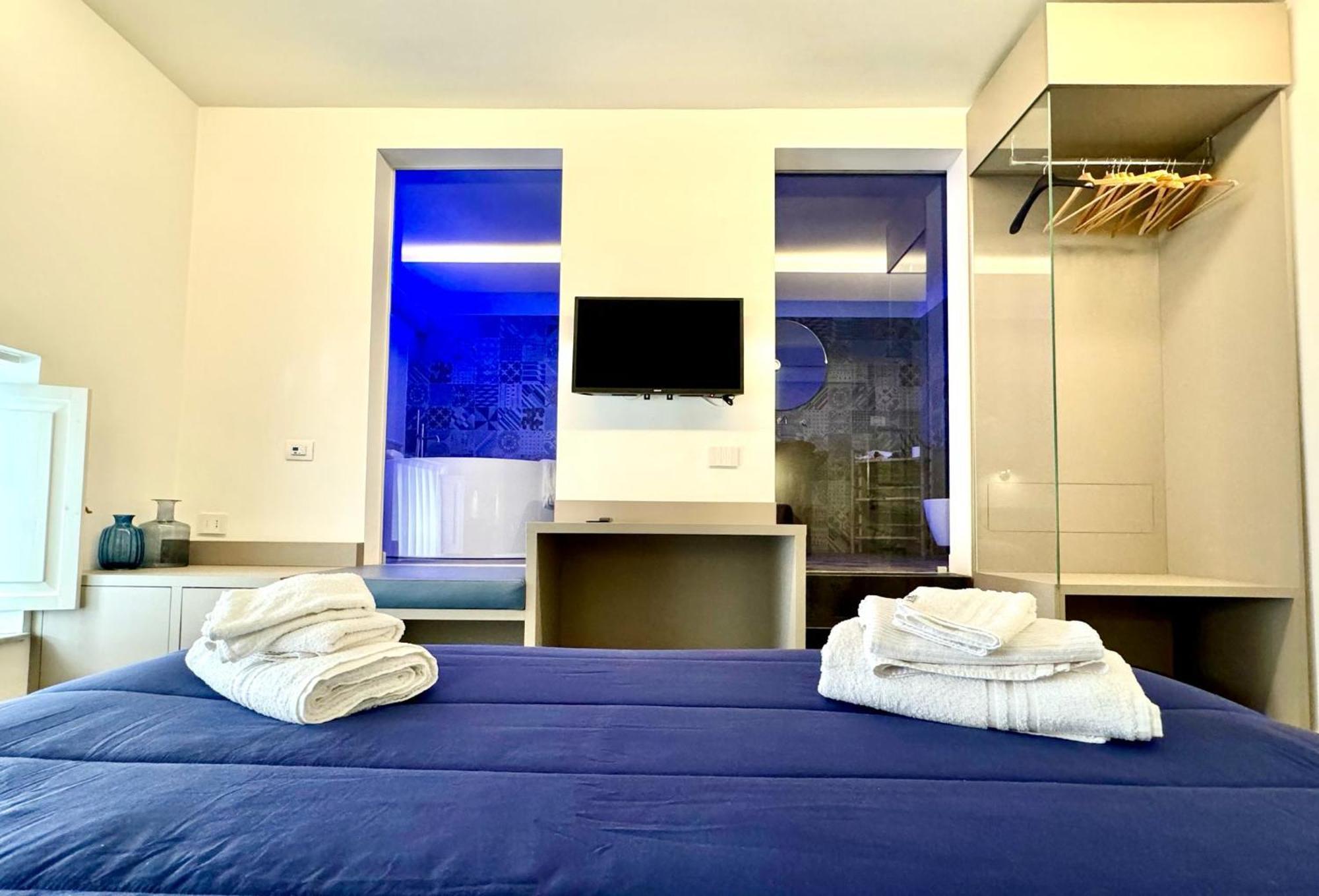 Cortile Nobile Luxury Suites Катания Екстериор снимка